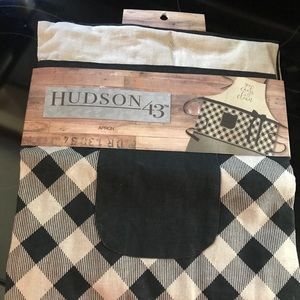 Brand new apron